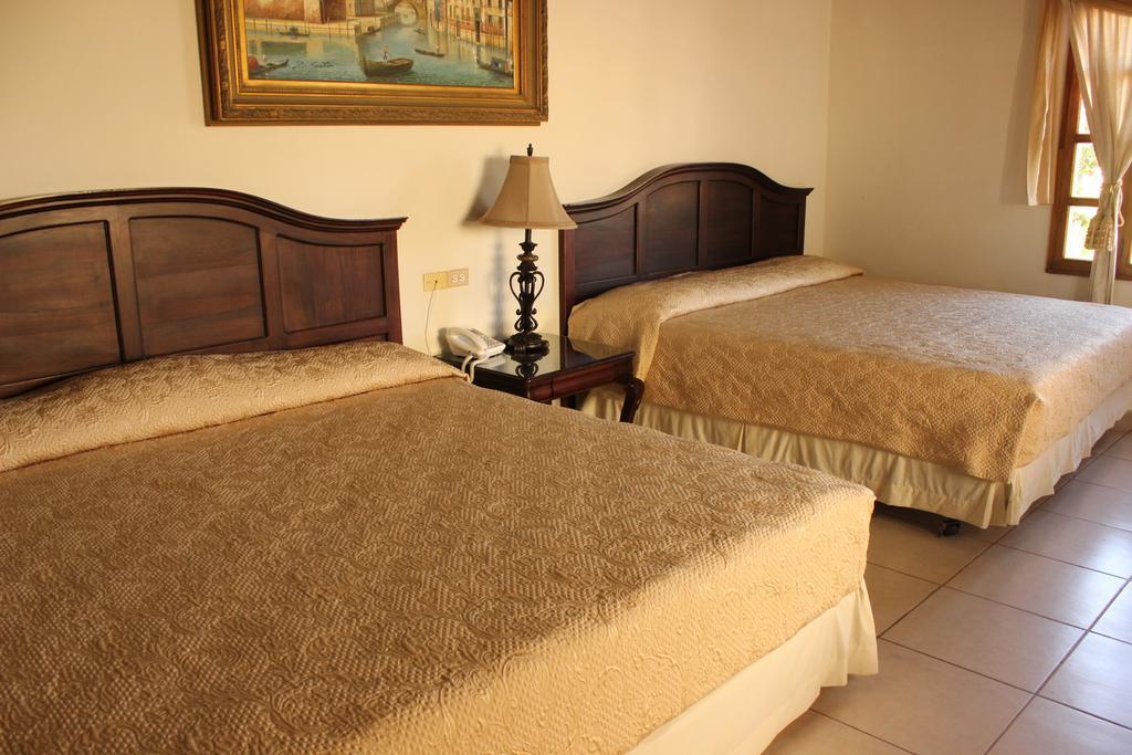 Hotel Palacio Real Granada Ruang foto