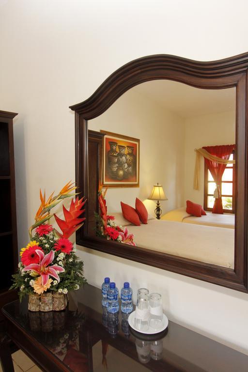 Hotel Palacio Real Granada Bagian luar foto