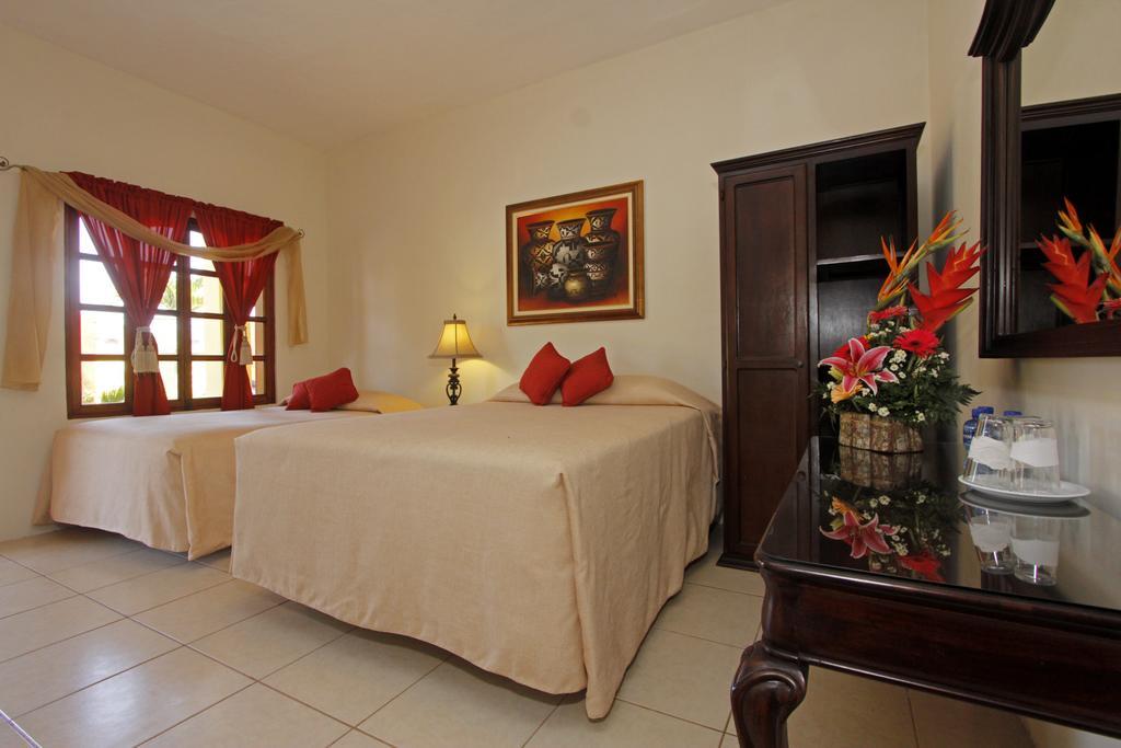 Hotel Palacio Real Granada Bagian luar foto